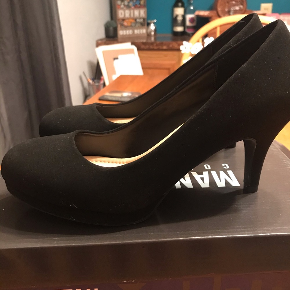 Black Platform Heels - Picture 2 of 2